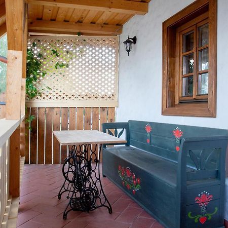 Pepi Vendeghaz - Casa De Oaspeti Pepi Joseni  Extérieur photo